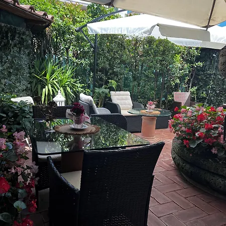 Luxury Corte Di Re Artu 4* ルッカ