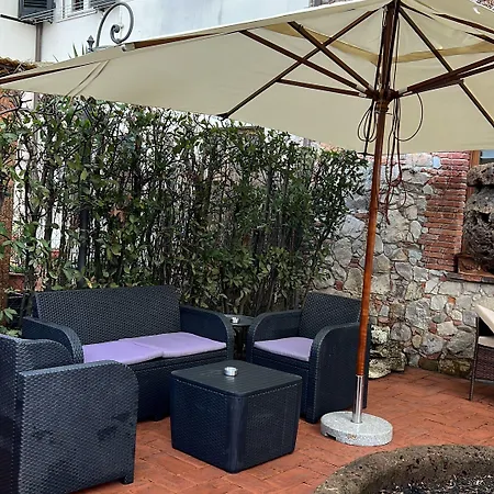 Luxury Corte Di Re Artu ベッド・アンド・ブレックファスト 4*