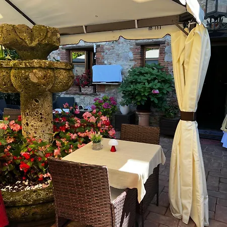 Bed & Breakfast Luxury Corte Di Re Artu